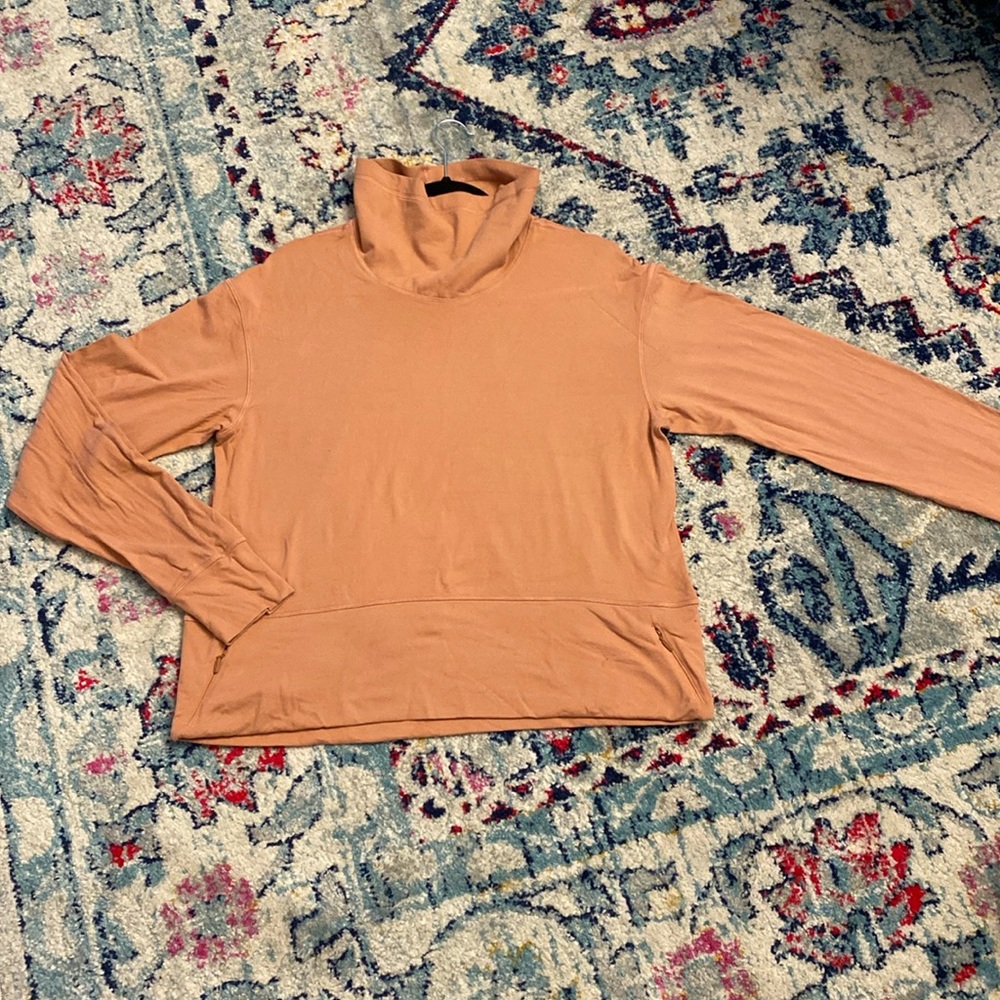 Super cute coral top - marks to follow